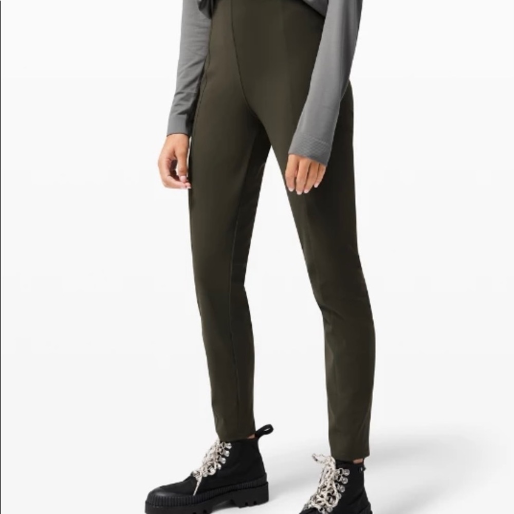 NWT here to there pants